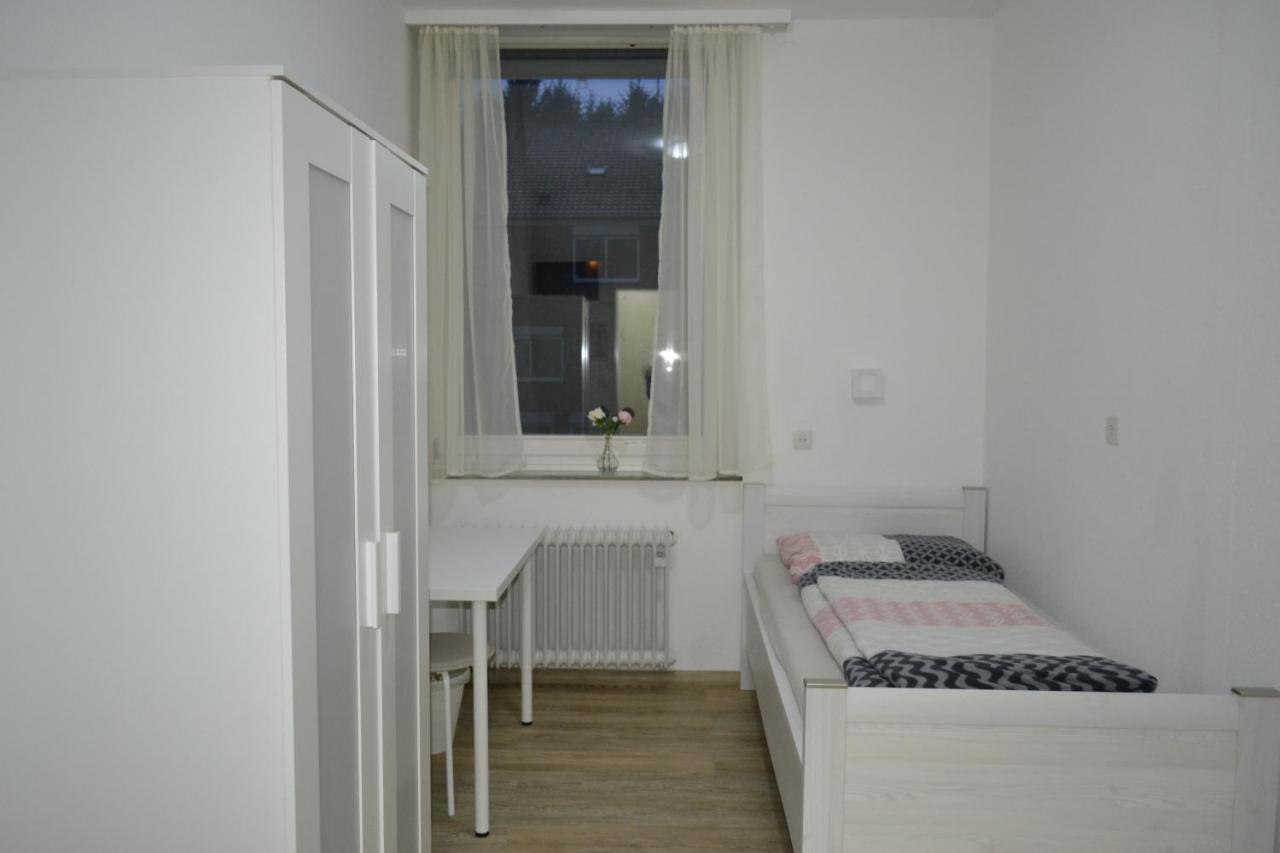 Pension Highway 3 Bielefeld Dış mekan fotoğraf
